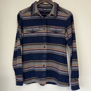 Patagonia Fjord Flannel Long Sleeve Shirt Women’s Size 4 Organic Cotton Gaucho
